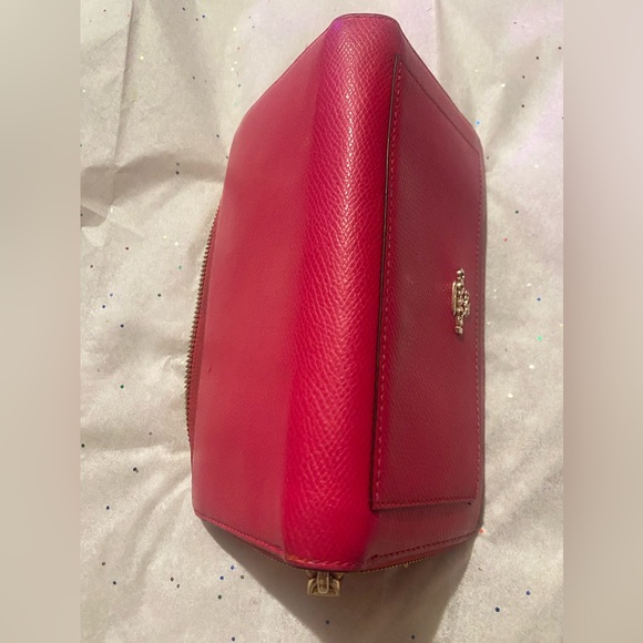 Fuschia Coach zip wallet! - Picture 4 of 6